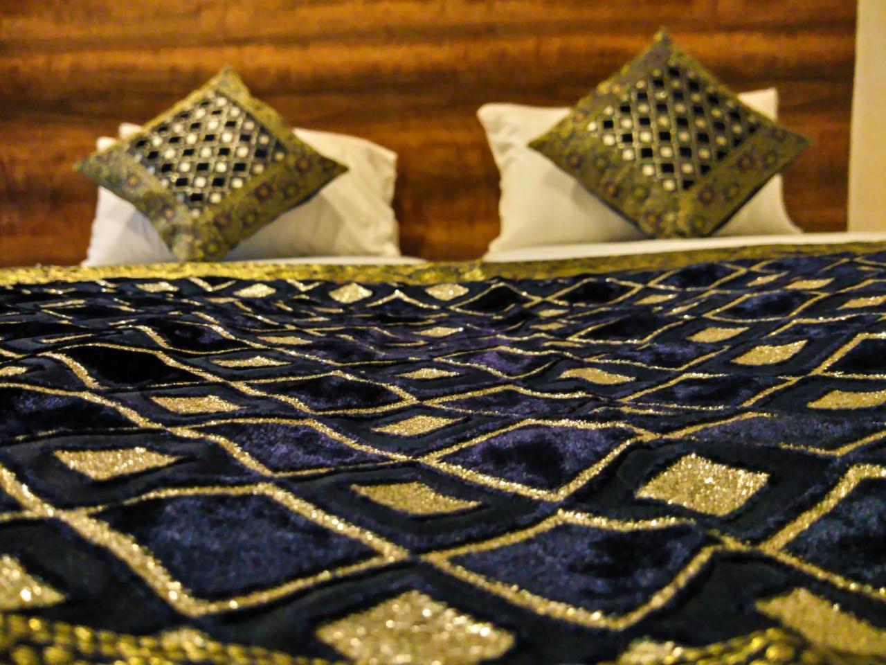 Dwivedi Hotels Hotel Elena Varanasi Esterno foto